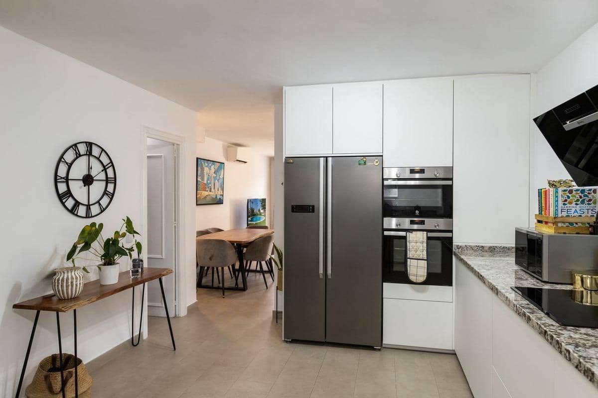 4 soveværelse Rækkehus til salg i Torremolinos med garage - € 450.000 (Ref: 9169597)