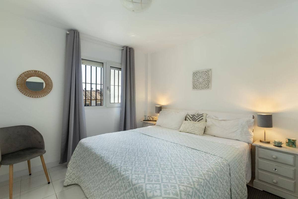 4 soveværelse Rækkehus til salg i Torremolinos med garage - € 450.000 (Ref: 9169597)