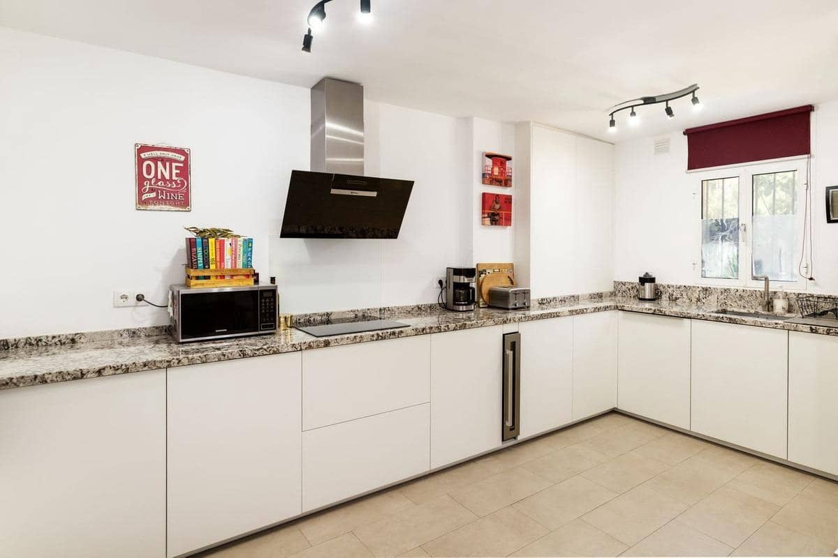 4 soveværelse Rækkehus til salg i Torremolinos med garage - € 450.000 (Ref: 9169597)