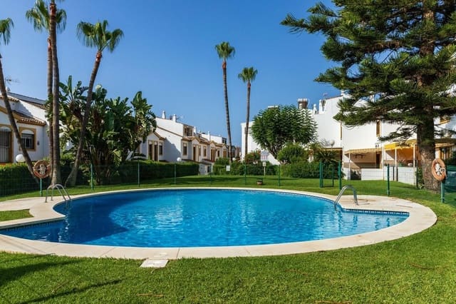 4 soveværelse Rækkehus til salg i Torremolinos med garage - € 450.000 (Ref: 9169597)