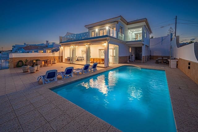 5 sypialnia Willa na sprzedaż w La Cala de Mijas, Mijas z garażem - 1 995 000 € (Ref: 9177727)