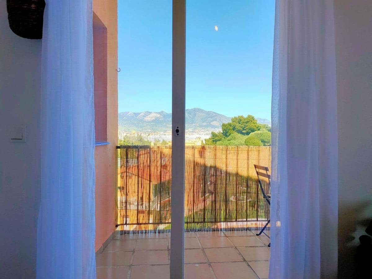 Ático de 2 habitaciones en Fuengirola en venta con garaje - 419.000 € (Ref: 9183709)