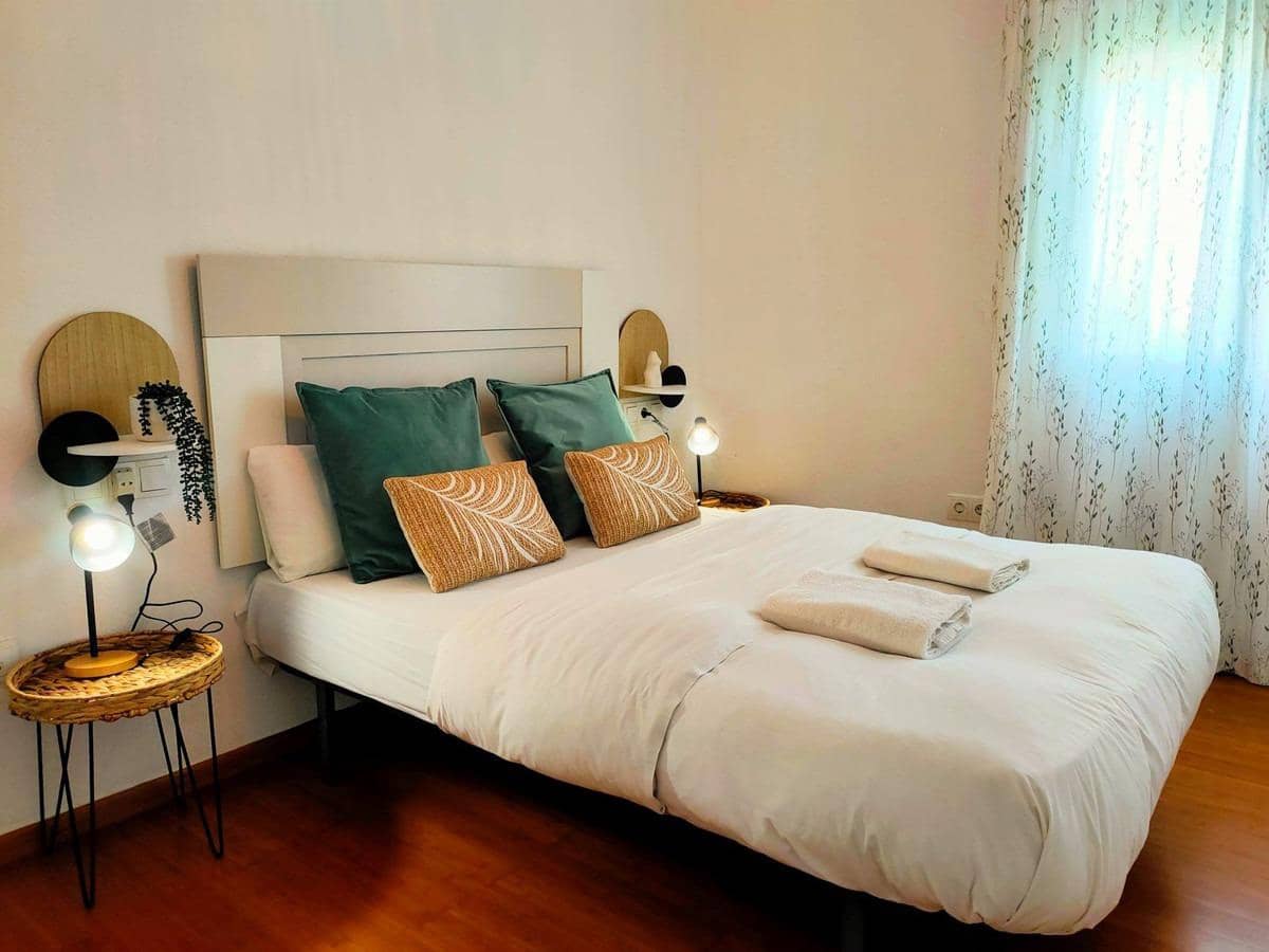 Ático de 2 habitaciones en Fuengirola en venta con garaje - 419.000 € (Ref: 9183709)