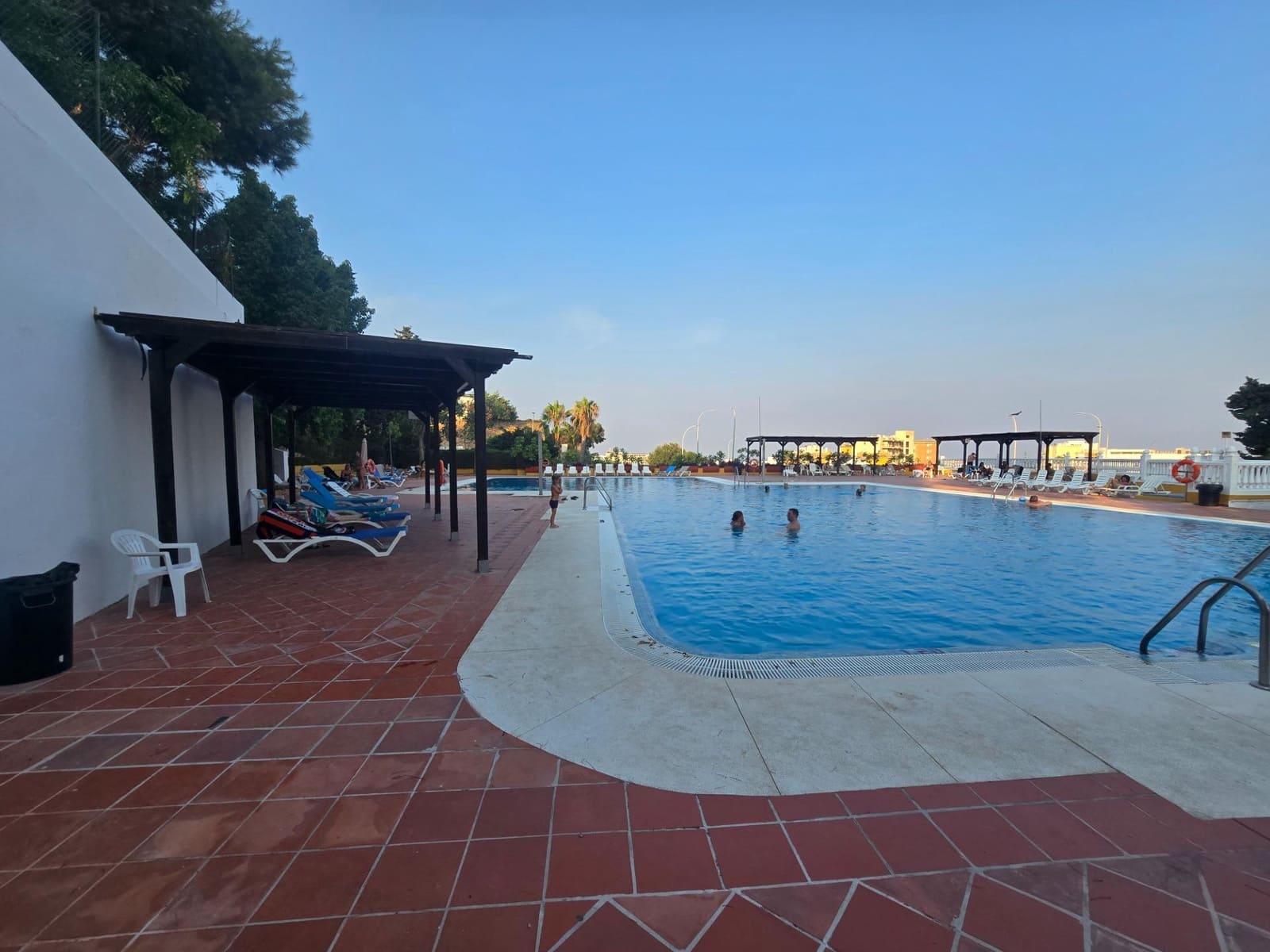 Apartamento de 1 habitación en Torremolinos en venta con piscina - 239.500 € (Ref: 9185484)