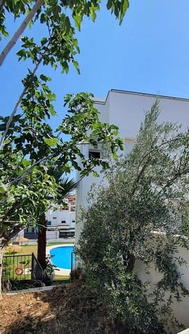 4 soverom Rekkehus til salgs i Fuengirola med garasje - € 540 000 (Ref: 9193872)