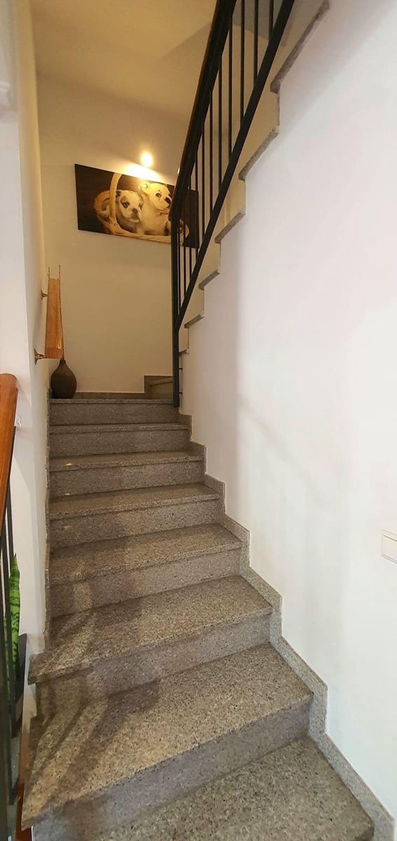 4 soverom Rekkehus til salgs i Fuengirola med garasje - € 540 000 (Ref: 9193872)