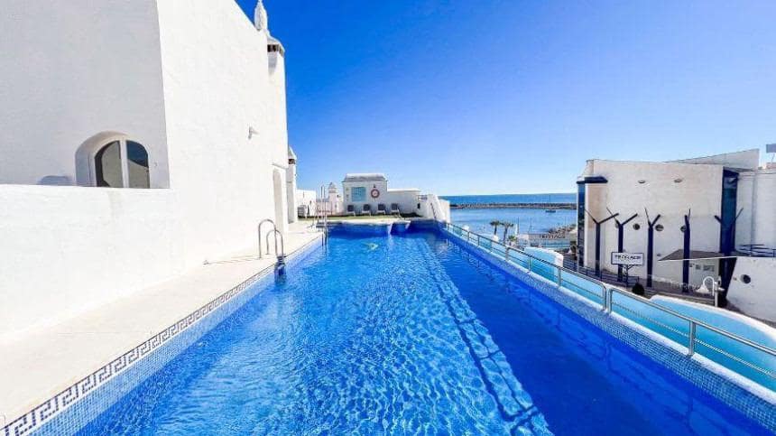 2 soveværelse Lejlighed til salg i Benalmadena med swimmingpool - € 495.000 (Ref: 9193873)