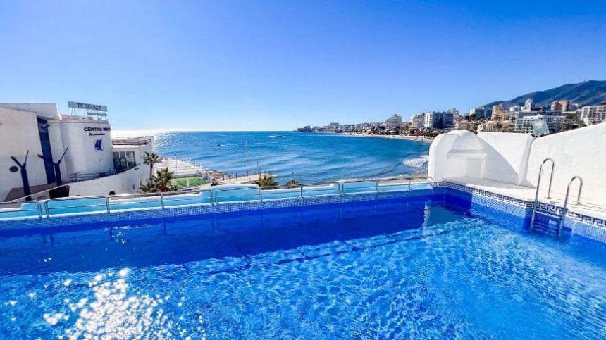2 soveværelse Lejlighed til salg i Benalmadena med swimmingpool - € 495.000 (Ref: 9193873)