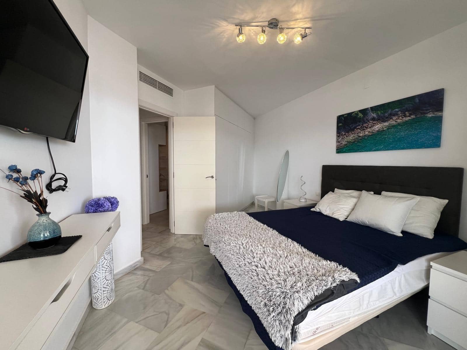 2 soveværelse Lejlighed til salg i Benalmadena med swimmingpool - € 495.000 (Ref: 9193873)