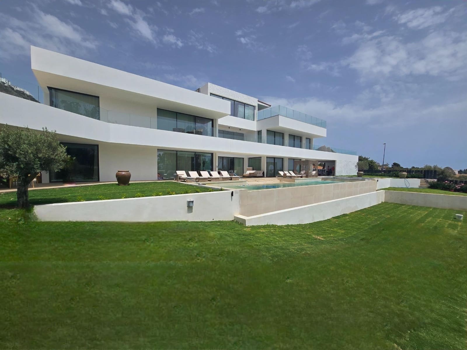 Chalet de 7 habitaciones en Benalmádena en venta con piscina - 4.450.000 € (Ref: 9197791)