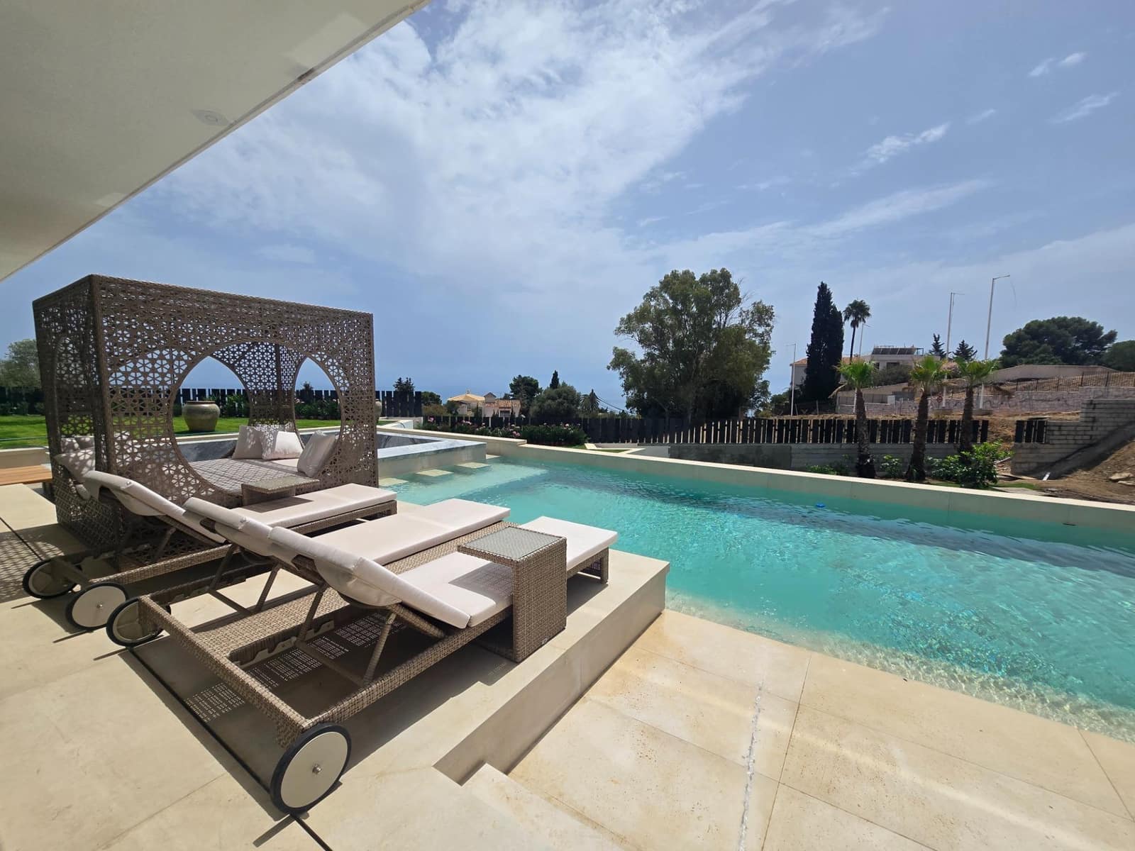 Chalet de 7 habitaciones en Benalmádena en venta con piscina - 4.450.000 € (Ref: 9197791)