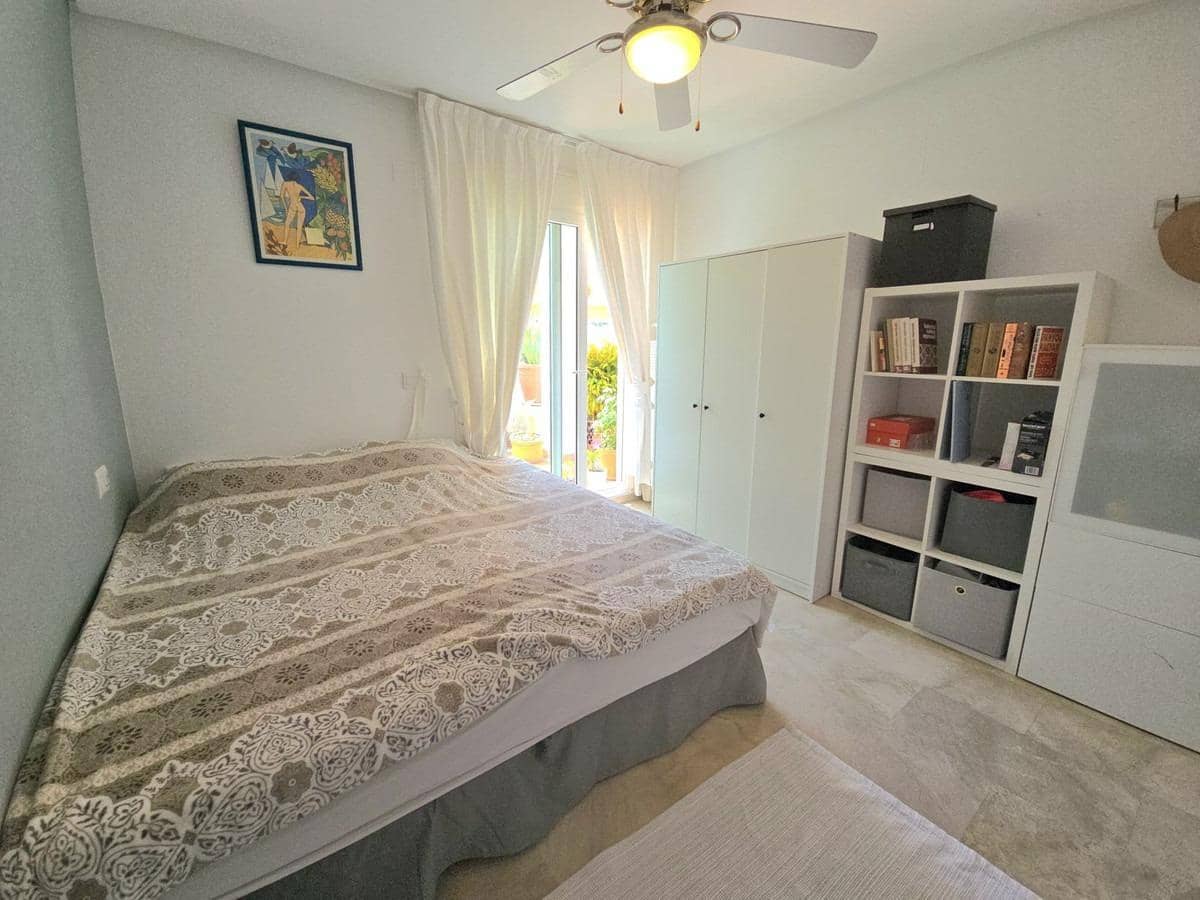 2 soverom Leilighet til salgs i Torrequebrada med garasje - € 415 000 (Ref: 9202494)