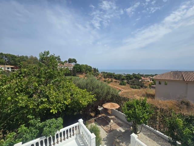 3 quarto Moradia para venda em Benalmádena com piscina garagem - 635 000 € (Ref: 9209479)