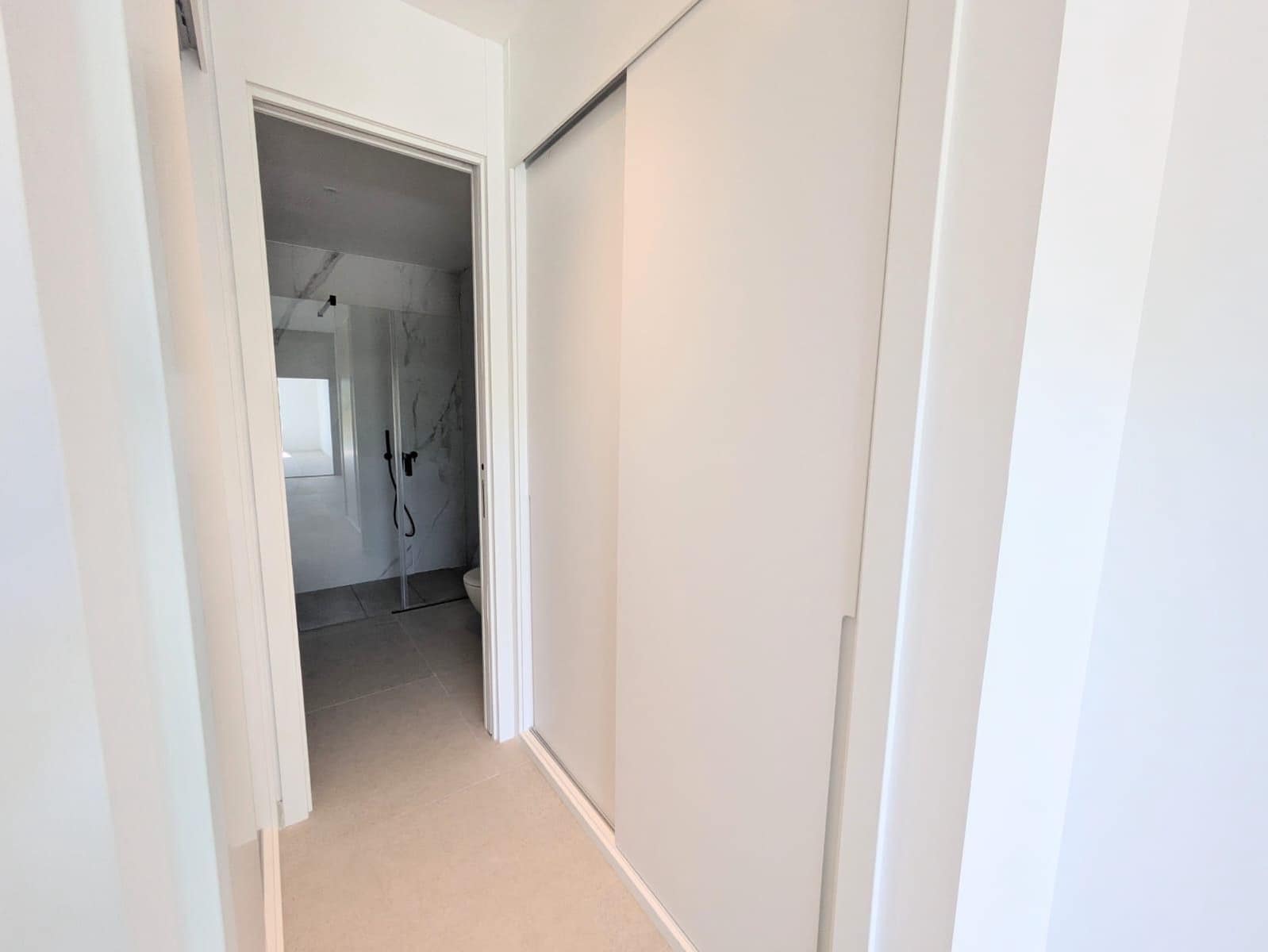 3 sypialnia Apartament na sprzedaż w Cabopino z garażem - 1 150 000 € (Ref: 9215120)