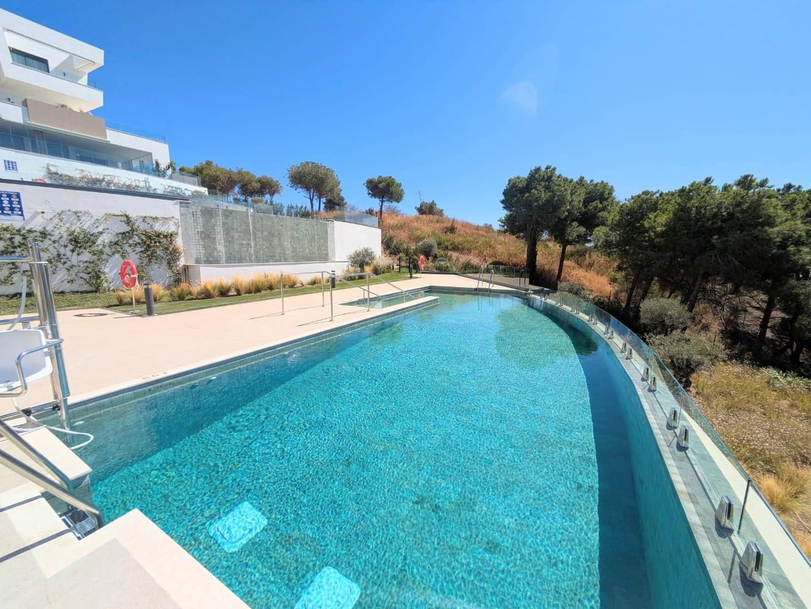 3 sypialnia Apartament na sprzedaż w Cabopino z garażem - 1 150 000 € (Ref: 9215120)