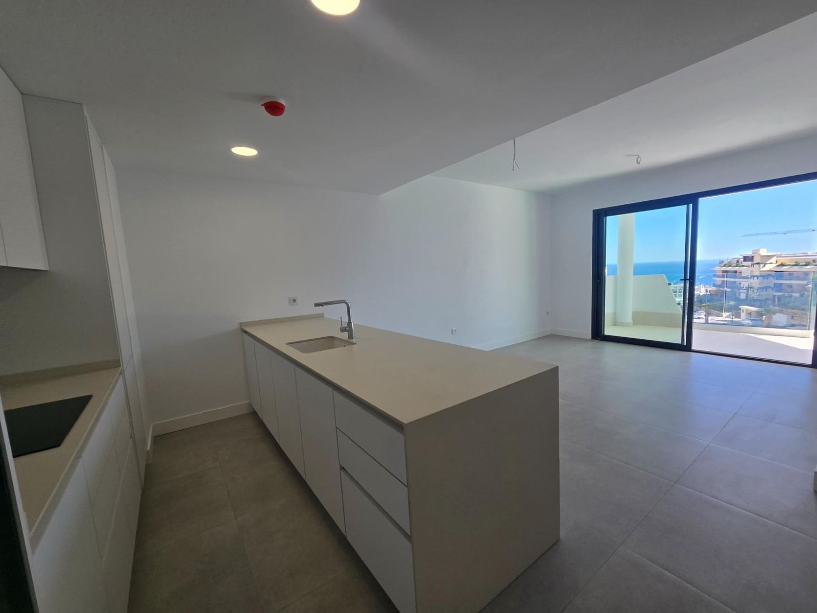 Apartamento de 2 habitaciones en Fuengirola en venta con piscina garaje - 535.000 € (Ref: 9230480)