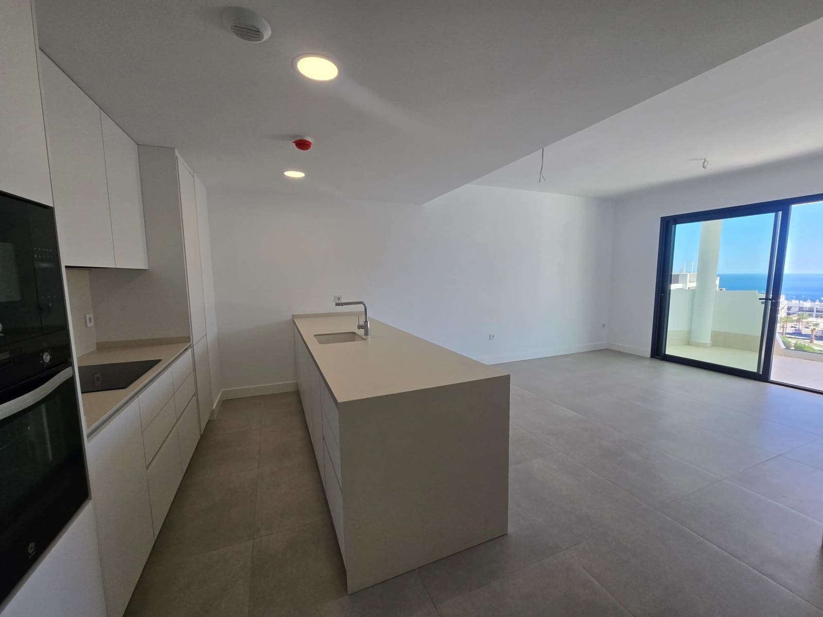 Apartamento de 2 habitaciones en Fuengirola en venta con piscina garaje - 535.000 € (Ref: 9230480)