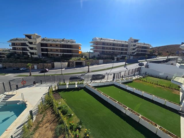 Apartamento de 2 habitaciones en Fuengirola en venta con piscina garaje - 535.000 € (Ref: 9230480)