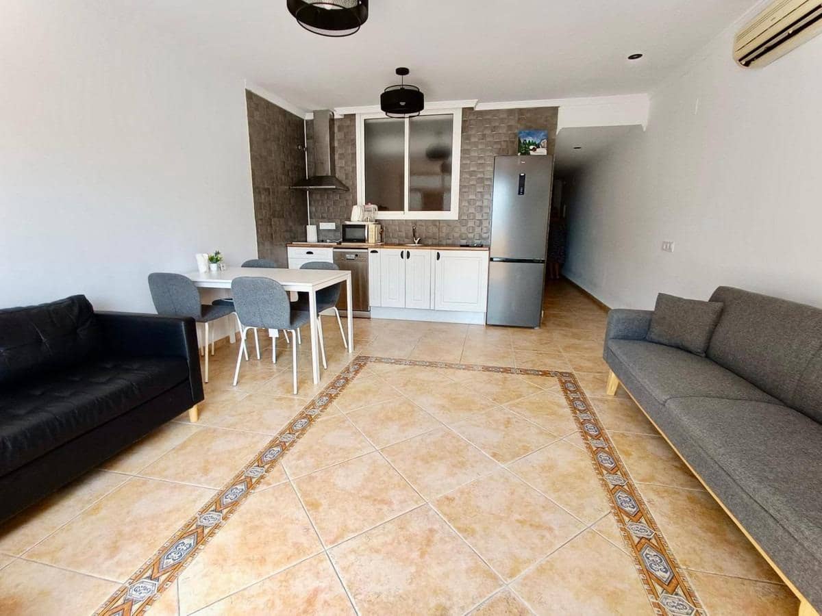 1 sypialnia Apartament na sprzedaż w Benalmadena - 210 000 € (Ref: 9230482)