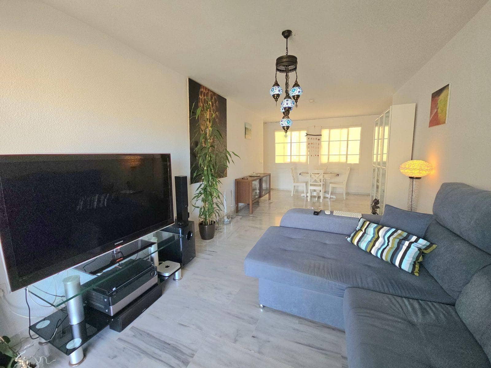 2 soveværelse Lejlighed til salg i Torrequebrada med garage - € 390.000 (Ref: 9264629)