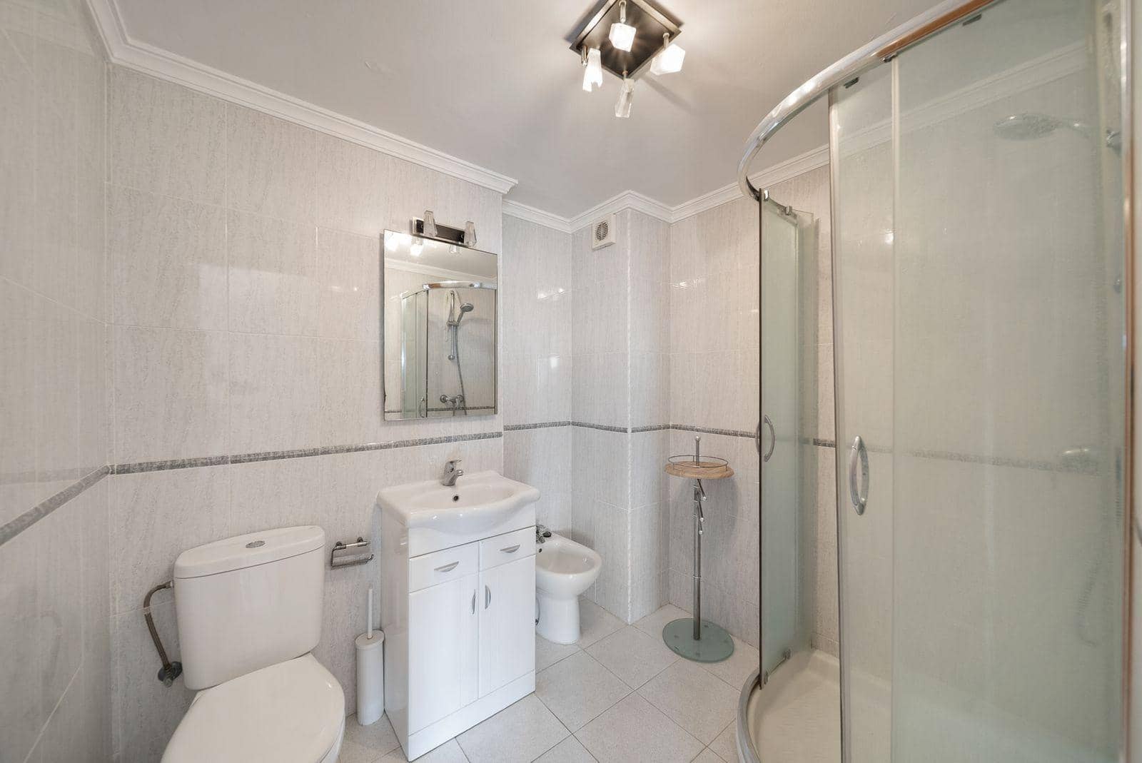 Apartamento de 2 habitaciones en Benalmádena en venta con garaje - 285.000 € (Ref: 9265403)