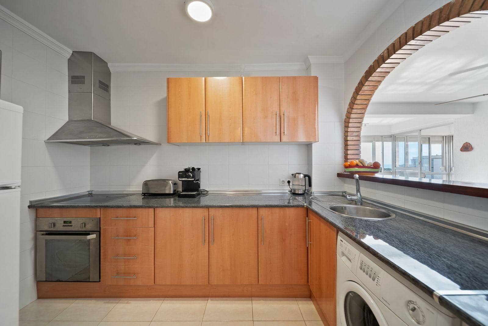 Apartamento de 2 habitaciones en Benalmádena en venta con garaje - 285.000 € (Ref: 9265403)