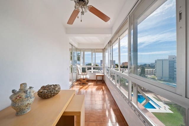 Apartamento de 2 habitaciones en Benalmádena en venta con garaje - 285.000 € (Ref: 9265403)