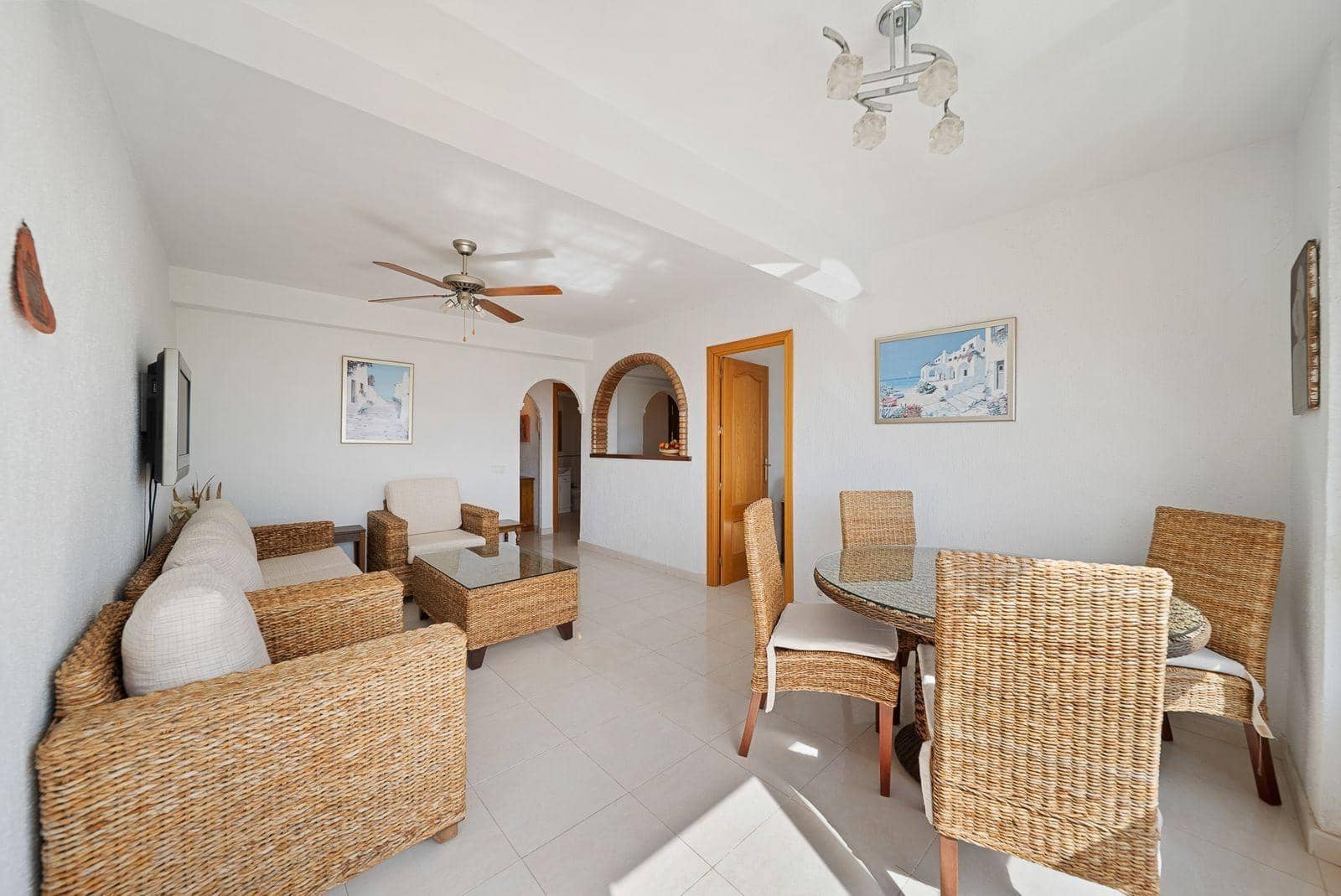 Apartamento de 2 habitaciones en Benalmádena en venta con garaje - 285.000 € (Ref: 9265403)