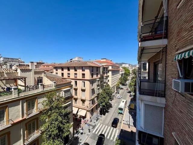 9 soveværelse Lejlighed til salg i Málaga by - € 1.900.000 (Ref: 9288214)
