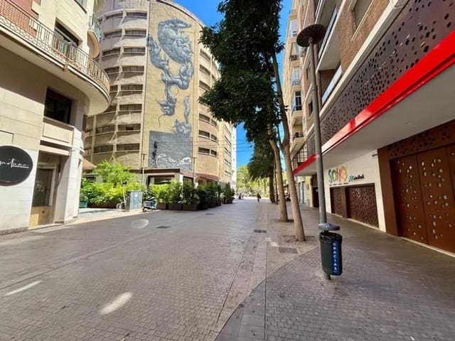 9 soveværelse Lejlighed til salg i Málaga by - € 1.900.000 (Ref: 9288214)