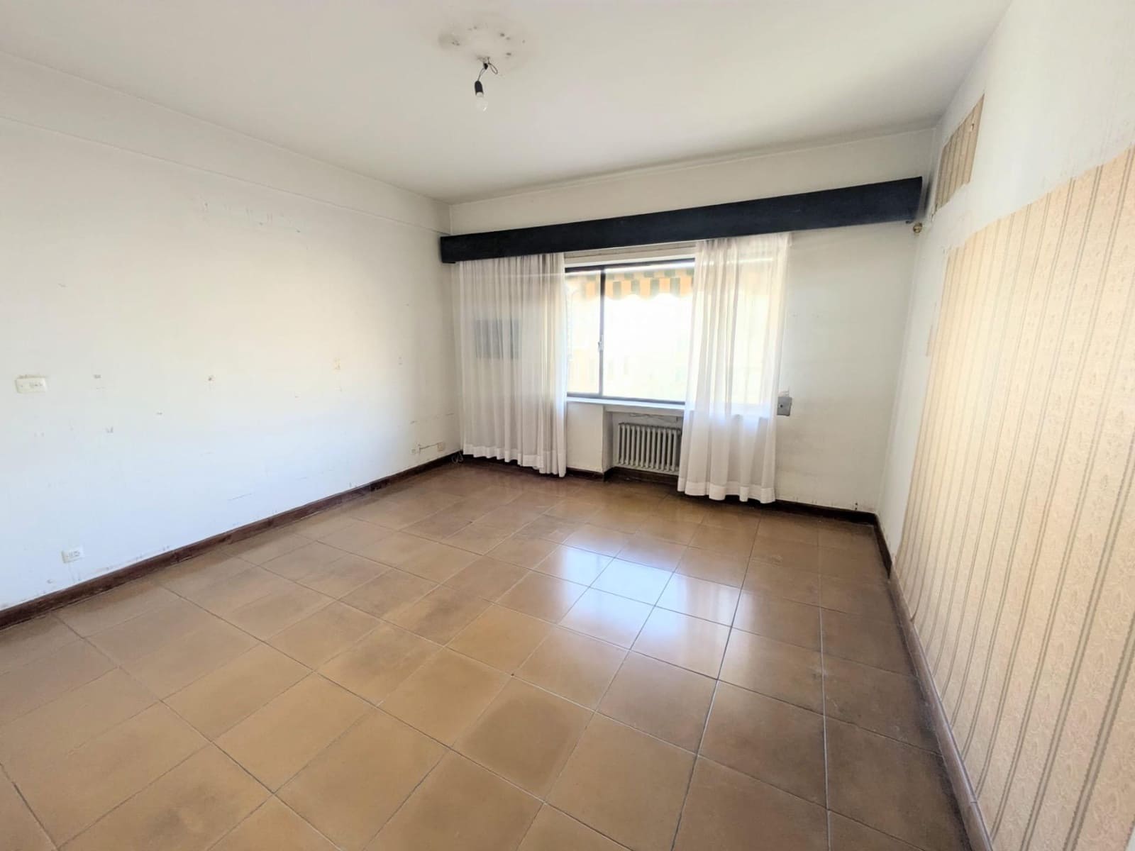 Piso de 9 habitaciones en Málaga ciudad en venta - 1.900.000 € (Ref: 9288214)