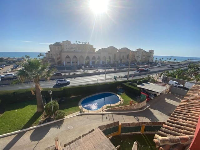 3 sovrum Radhus till salu i Fuengirola med garage - 499 000 € (Ref: 9305101)