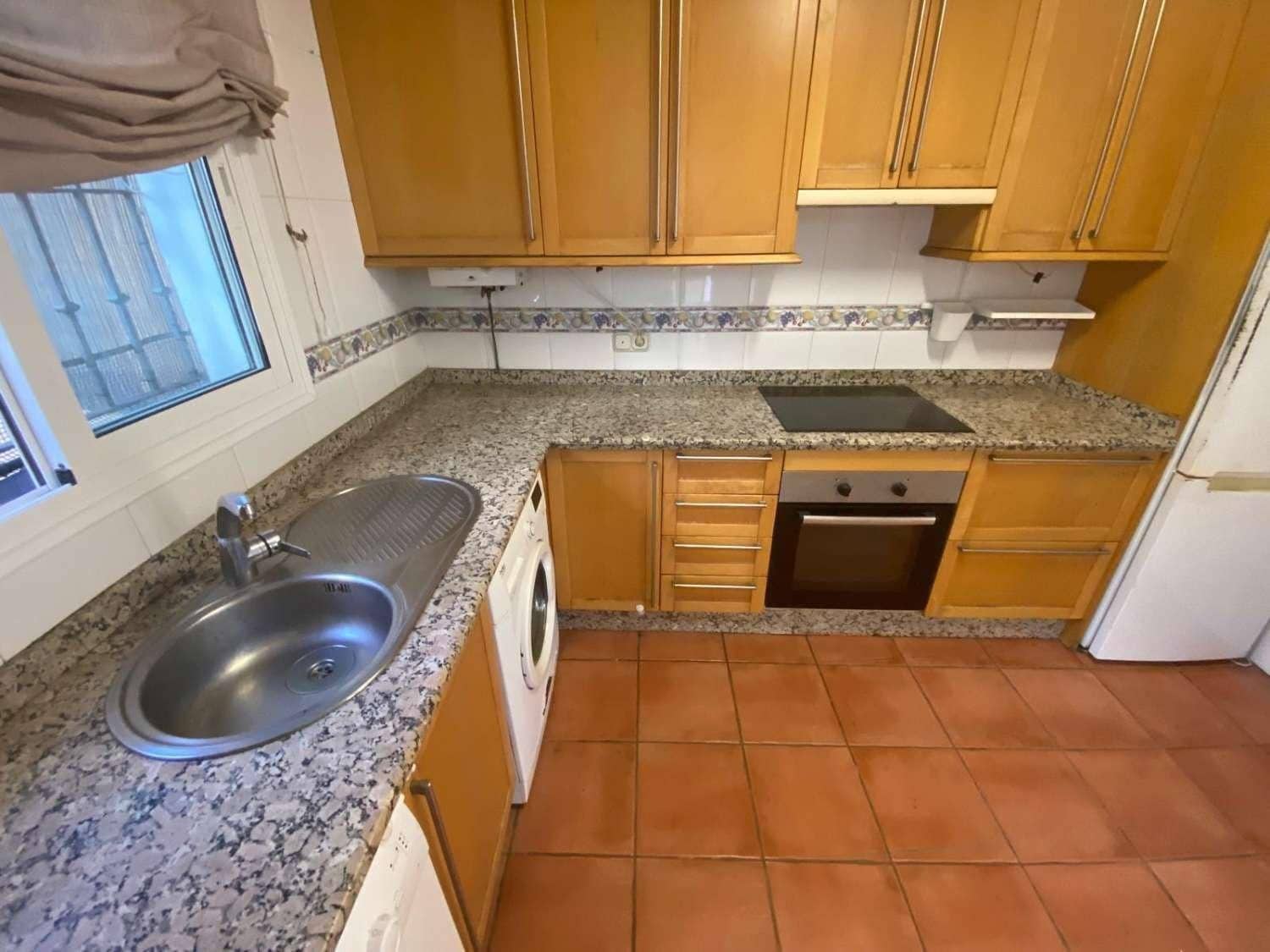 3 sovrum Radhus till salu i Fuengirola med garage - 499 000 € (Ref: 9305101)