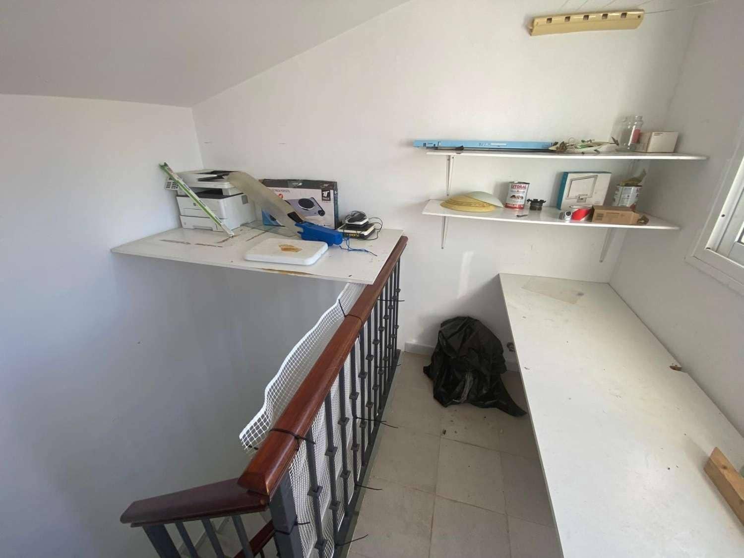 3 sovrum Radhus till salu i Fuengirola med garage - 499 000 € (Ref: 9305101)