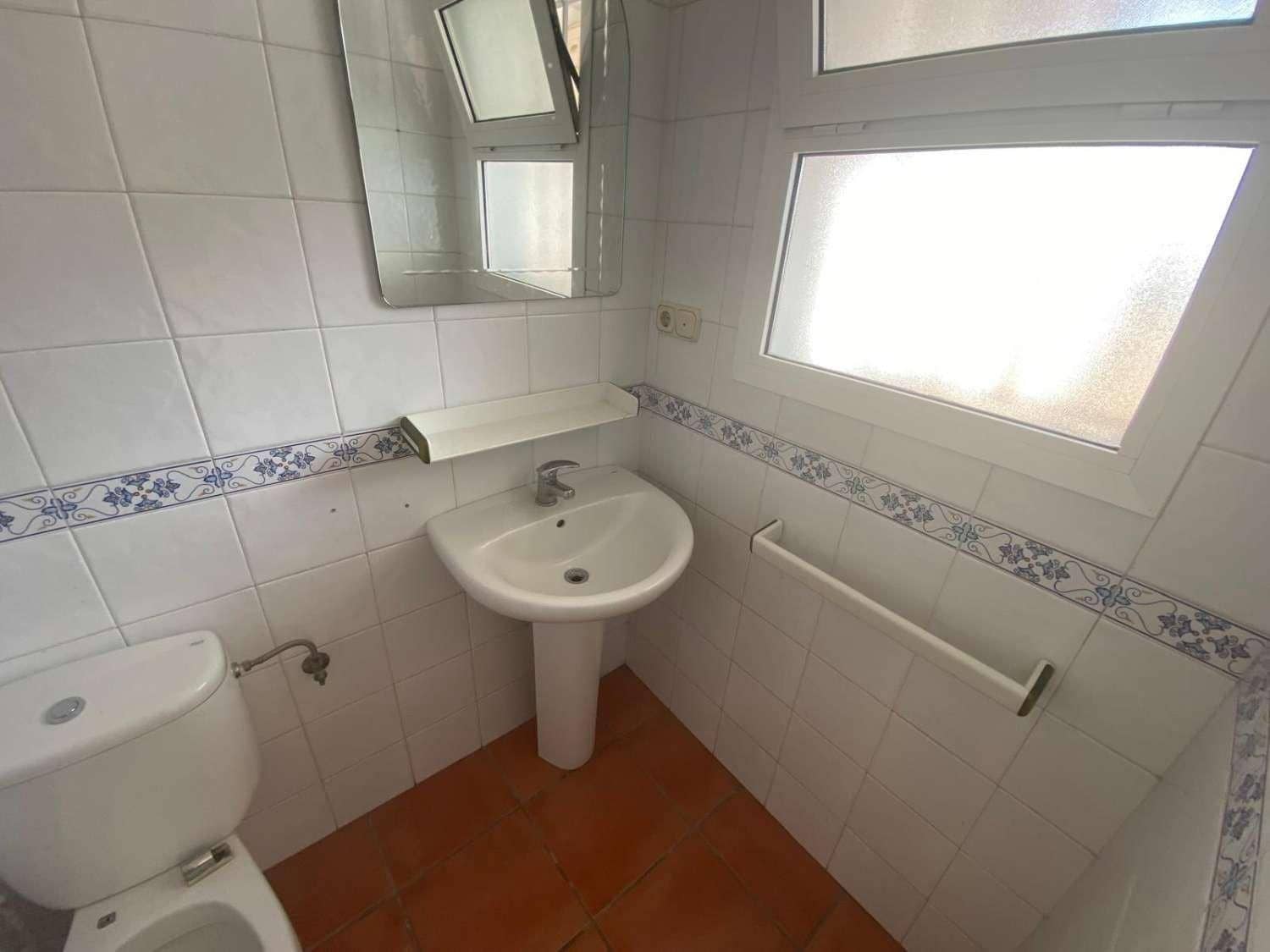 3 sovrum Radhus till salu i Fuengirola med garage - 499 000 € (Ref: 9305101)