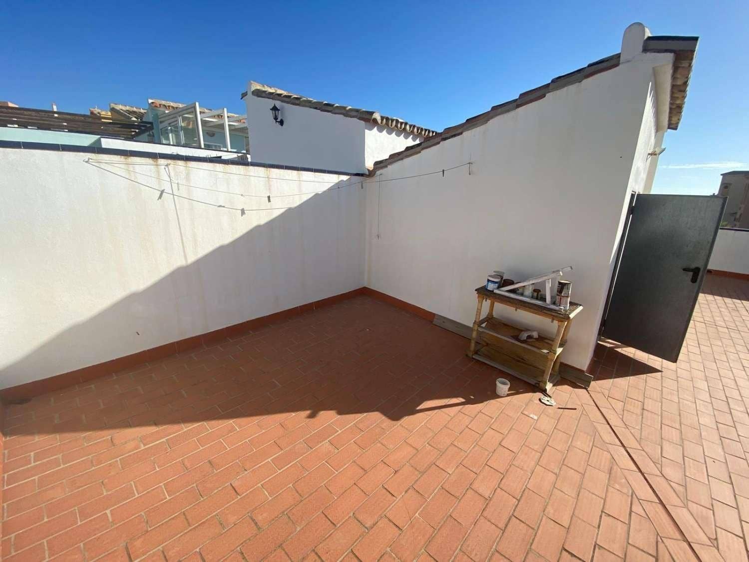 3 sovrum Radhus till salu i Fuengirola med garage - 499 000 € (Ref: 9305101)
