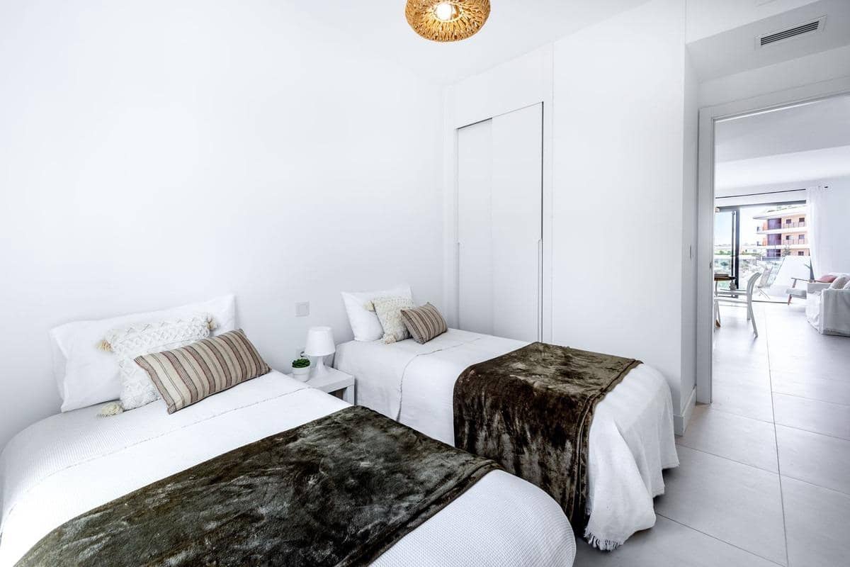 3 makuuhuone Huoneisto myytävänä paikassa Fuengirola mukana 
autotalli - 499 000 € (Ref: 9310948)