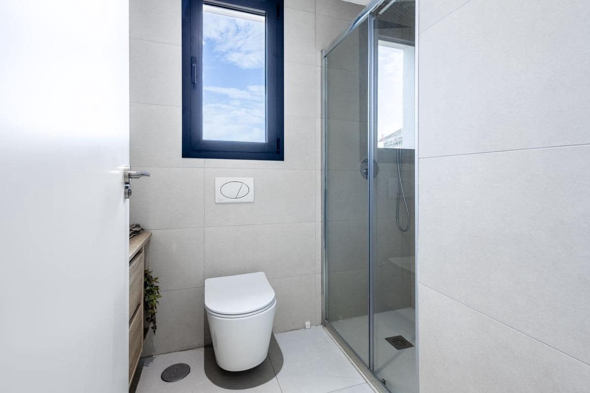 3 makuuhuone Huoneisto myytävänä paikassa Fuengirola mukana 
autotalli - 499 000 € (Ref: 9310948)