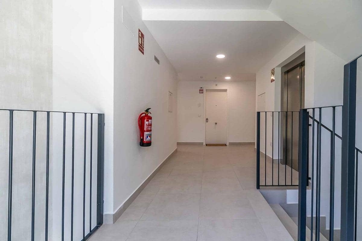 3 makuuhuone Huoneisto myytävänä paikassa Fuengirola mukana 
autotalli - 499 000 € (Ref: 9310948)