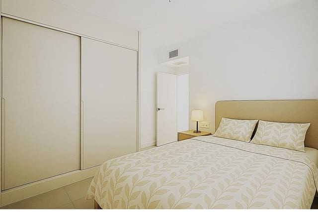 Apartamento de 3 habitaciones en Fuengirola en venta con garaje - 595.000 € (Ref: 9310949)