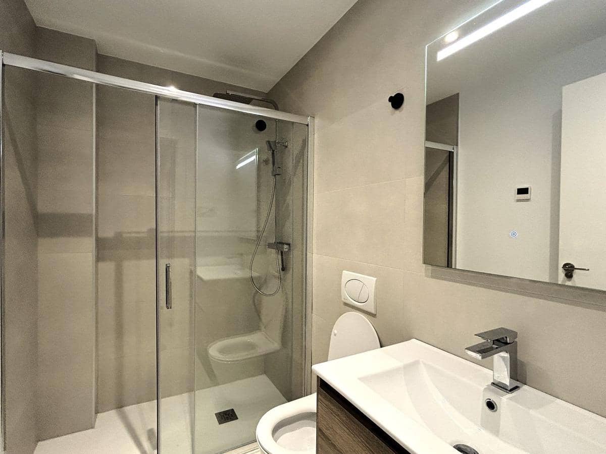 Apartamento de 3 habitaciones en Fuengirola en venta con garaje - 595.000 € (Ref: 9310949)