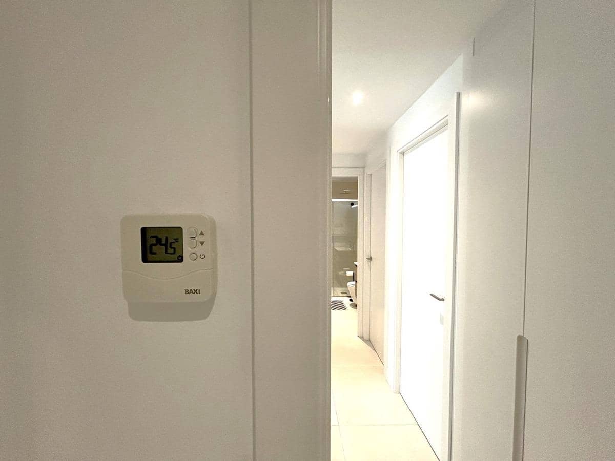 Apartamento de 3 habitaciones en Fuengirola en venta con garaje - 595.000 € (Ref: 9310949)