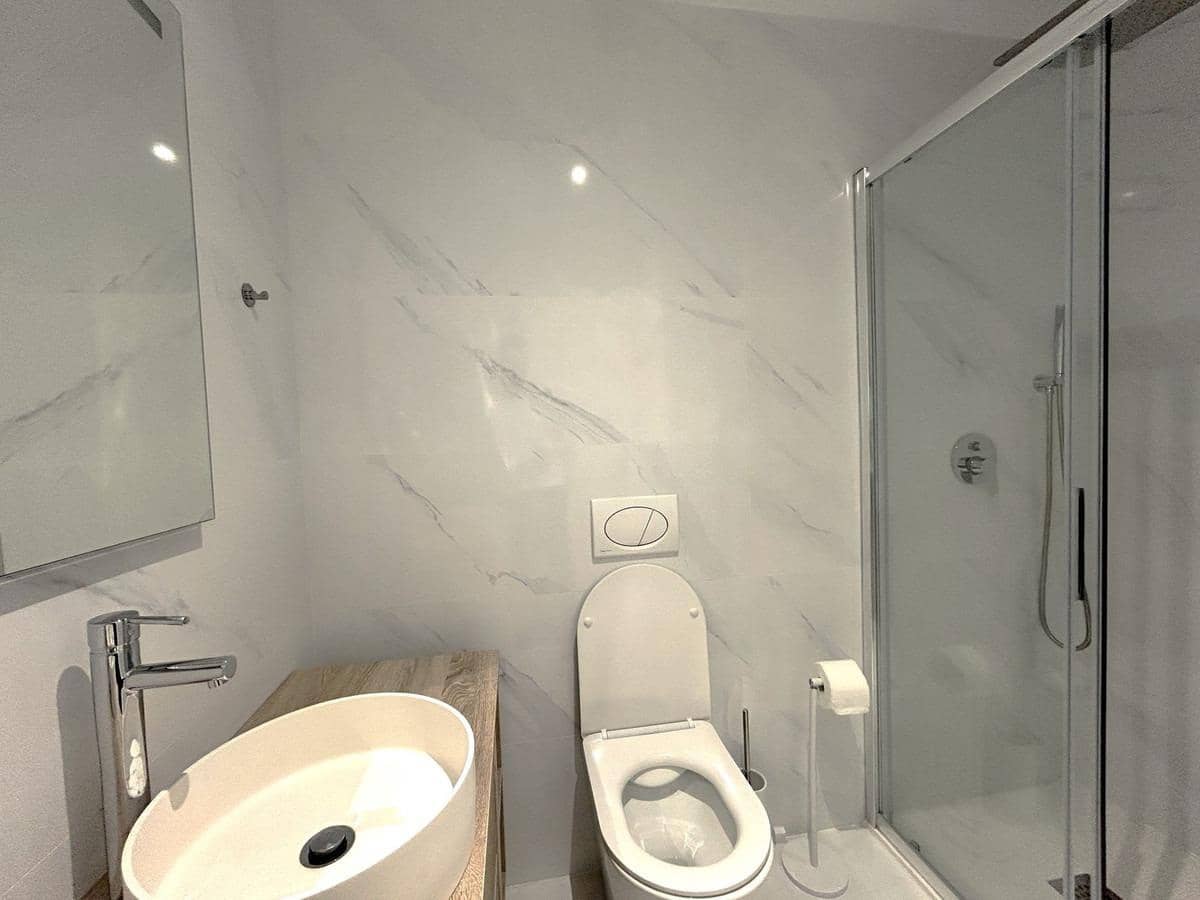 Apartamento de 3 habitaciones en Fuengirola en venta con garaje - 595.000 € (Ref: 9310949)