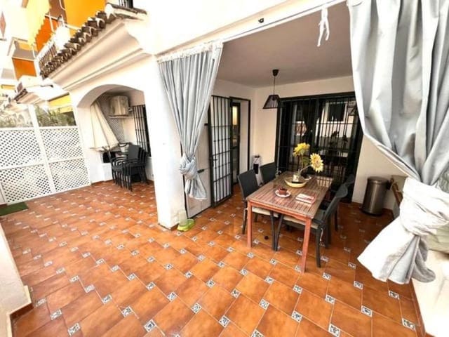 2 soveværelse Lejlighed til salg i Benalmádena med swimmingpool garage - € 360.000 (Ref: 9330690)