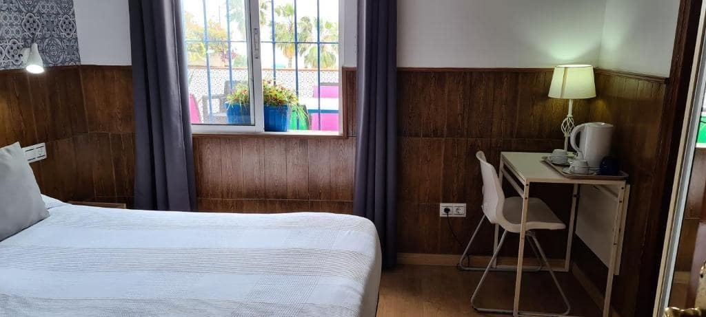 16 slaapkamer Gastenverblijf/B&B te koop in Torremolinos - € 2.800.000 (Ref: 9335028)