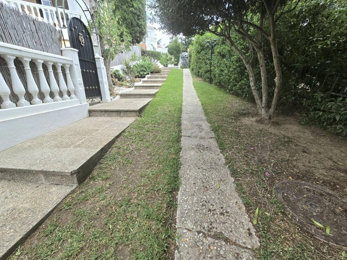 4 camera da letto Villetta a Schiera in vendita in Arroyo de la Miel con garage - 385.000 € (Rif: 9341260)