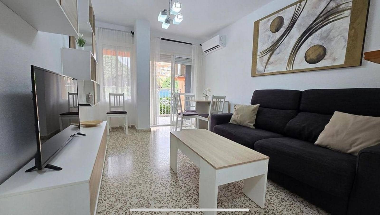 1 makuuhuone Huoneisto myytävänä paikassa Benalmadena mukana uima-altaan - 240 000 € (Ref: 9344847)