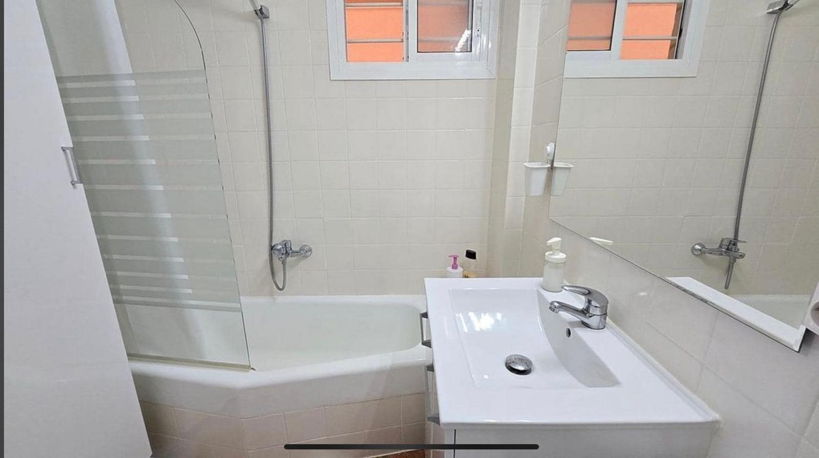 1 makuuhuone Huoneisto myytävänä paikassa Benalmadena mukana uima-altaan - 240 000 € (Ref: 9344847)