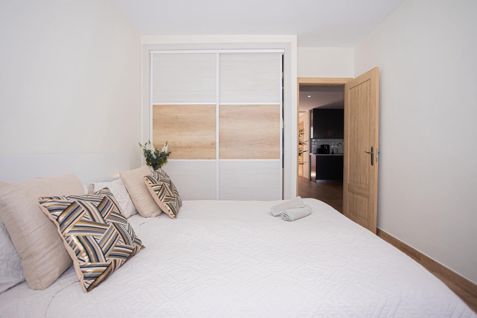 3 makuuhuone Kattohuoneisto myytävänä paikassa Nueva Andalucia mukana 
autotalli - 695 000 € (Ref: 9374208)