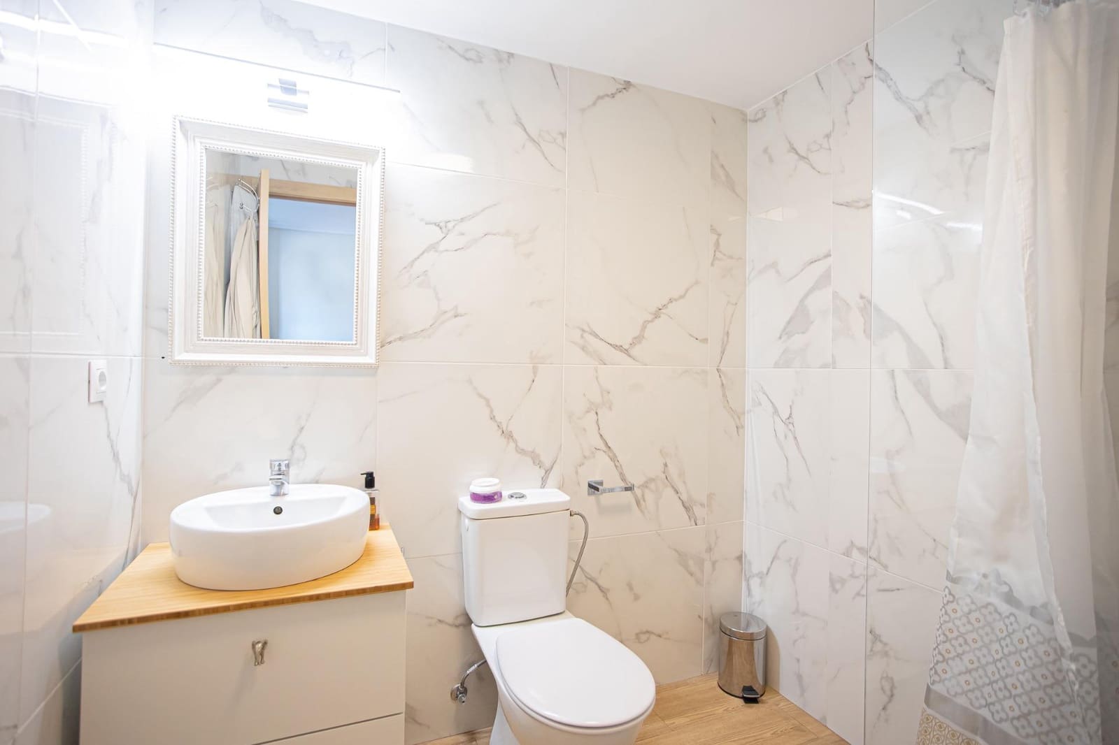 3 makuuhuone Kattohuoneisto myytävänä paikassa Nueva Andalucia mukana 
autotalli - 695 000 € (Ref: 9374208)